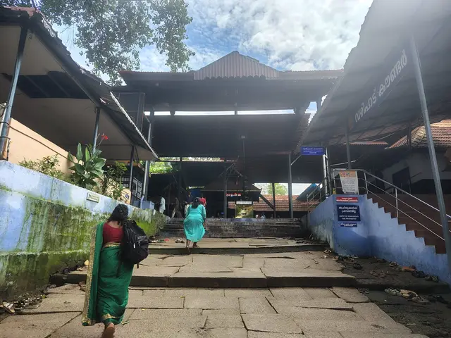 Thirumandhamkunnu Temple, Perinthalmanna and Kodikuthimala