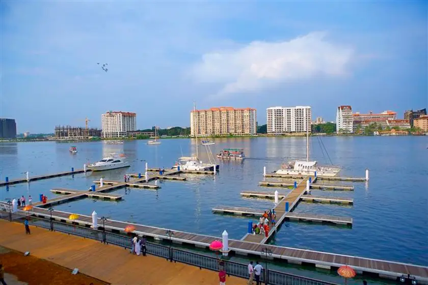 Kochi City Centre photo 2