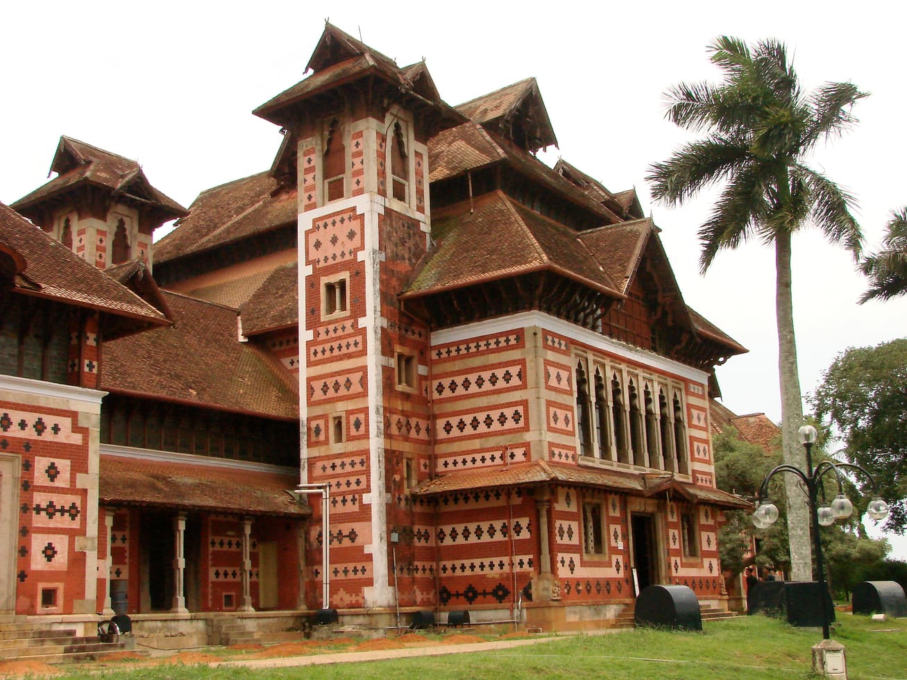 Napier Museum & Zoo — Museum in Thiruvananthapuram city